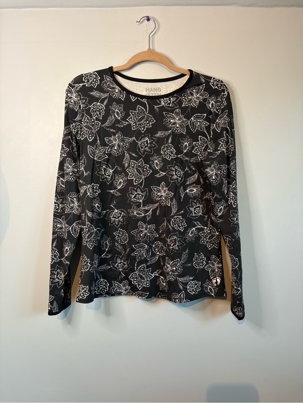 Hang Ten Black and White Floral Rash Guard
